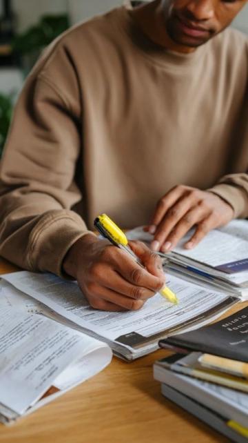 如何高效備考公務員考試：規劃、學習與實戰技巧