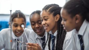 中學物理學霸攻略:備戰中高考的策略指南