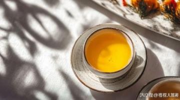 你嘗試過那道聞名遐邇的、濃厚香氣四溢的「云南米線」了嗎？