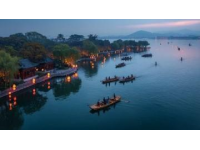 讓柳州和桂林人都沒有想到的是，首府南寧市每天有近百萬流動人口在城里工作生活、吃喝