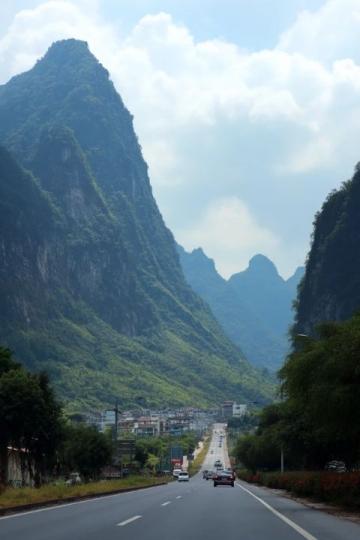 北京十渡,被譽為北方小桂林,今天就來盤點一下十渡必去的9個拍照da卡地