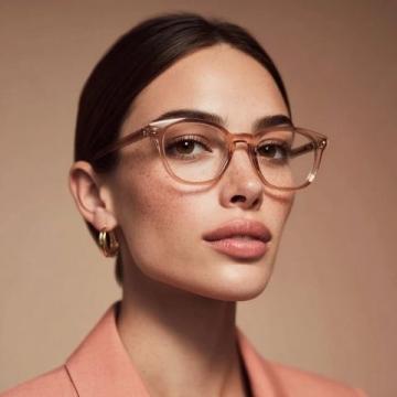 Gucci光學鏡架：珍珠與金屬的碰撞，東西方美學融合的藝術品