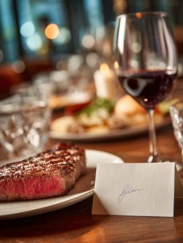 留白西餐廳在空白處