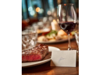 留白西餐廳在空白處